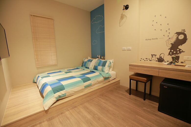 Hotel Enjoy Home Stay