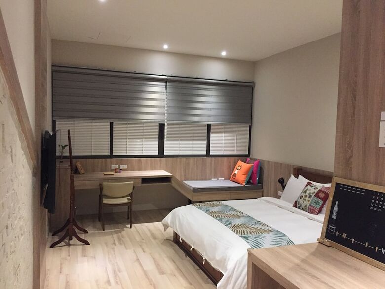 Hotel Enjoy Home Stay