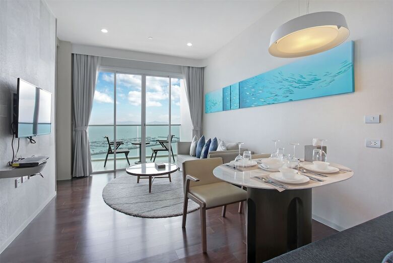 Hotel White Sand Beach Residences Pattaya
