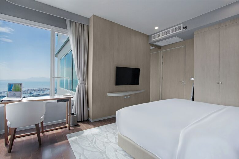 Hotel White Sand Beach Residences Pattaya