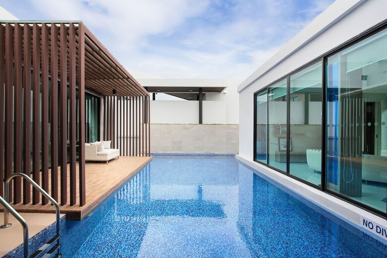 Hotel White Sand Beach Residences Pattaya