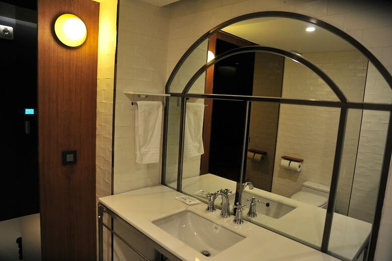 Dominique Hotel