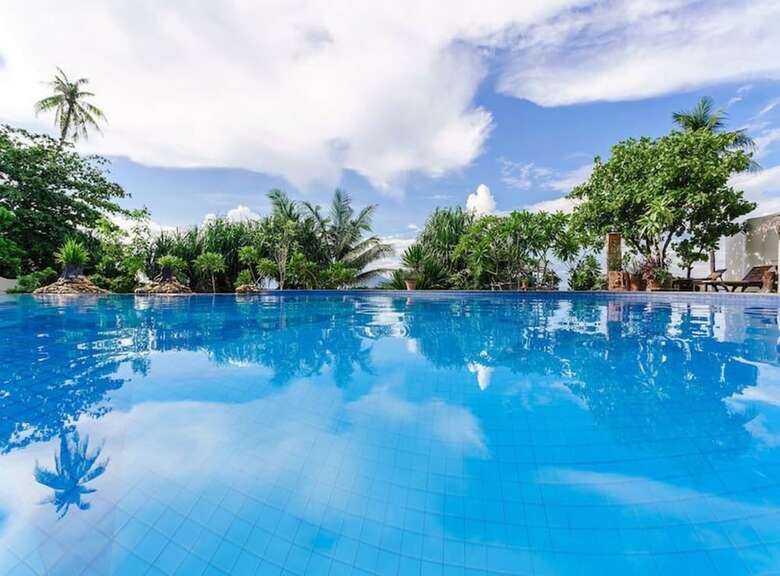 3 Bedroom Villa Beach Front Resort Tg25