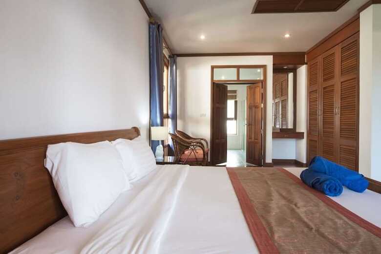 3 Bedroom Villa Beach Front Resort Tg25