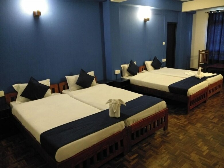 Hotel Flora Fountain