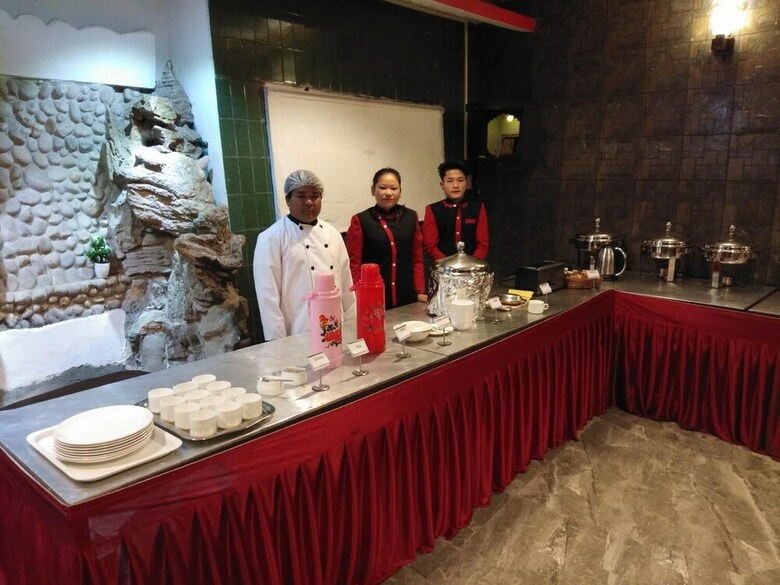 Hotel Flora Fountain