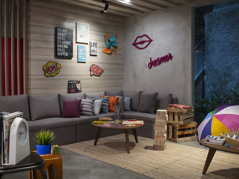 Hotel Moxy Bandung