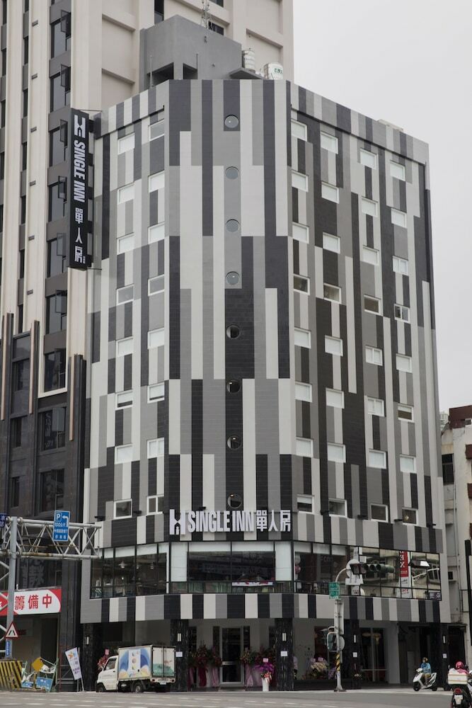 Hostal Single Inn Kaohsiung Station Hostel