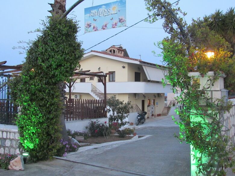 Apartamentos Kalypso Guesthouses
