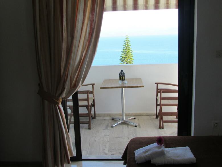 Apartamentos Kalypso Guesthouses
