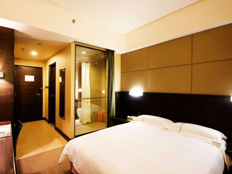 Hotel The Inn Bay Harbor Dalian