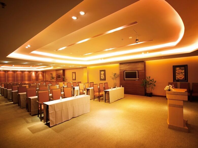 Hotel The Inn Bay Harbor Dalian