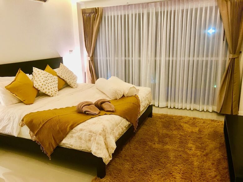 2 Bedroom Pool Villa Walk To Beach