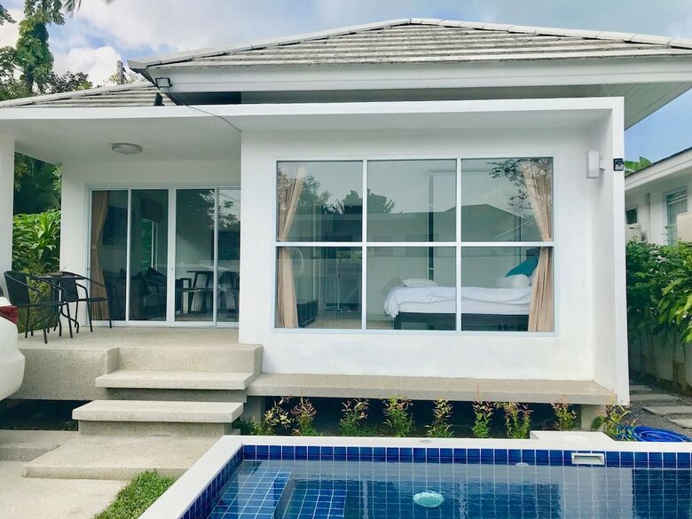 2 Bedroom Pool Villa Walk To Beach