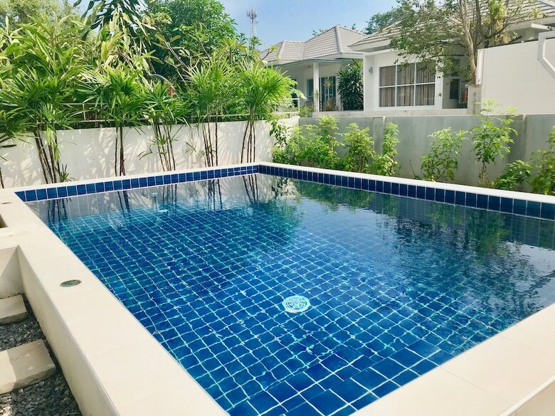 2 Bedroom Pool Villa Walk To Beach