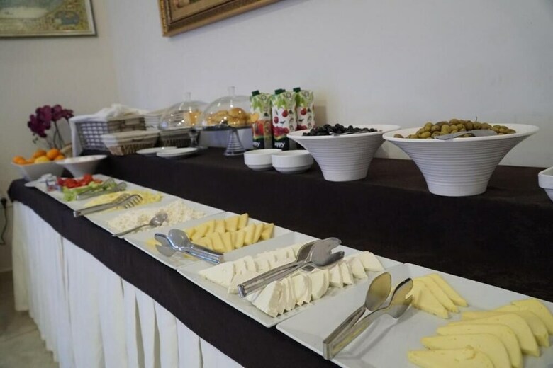 Gulluk Life Hotel