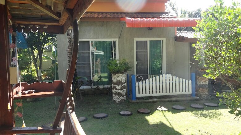 Hotel Riverside Homestay