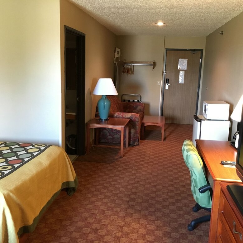 Motel Super 8 By Wyndham Howe
