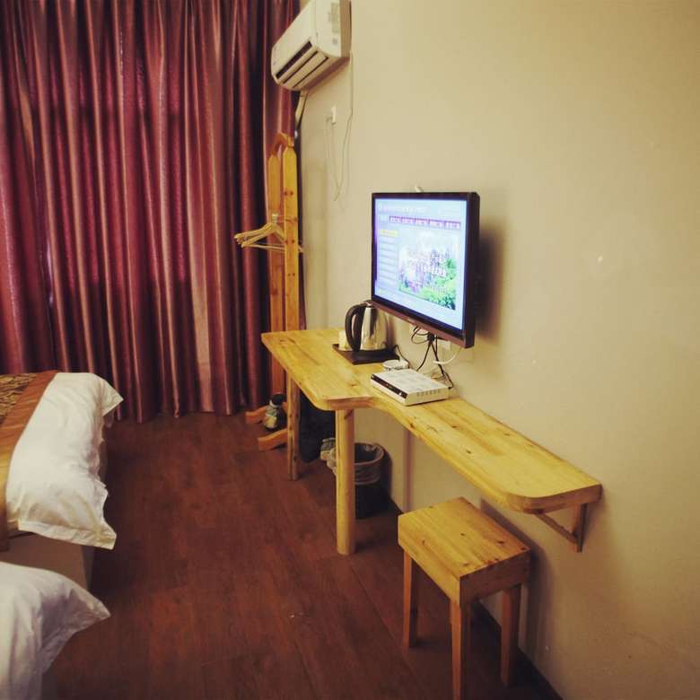 Hostal Wulingyuan Tu Youth Hostel