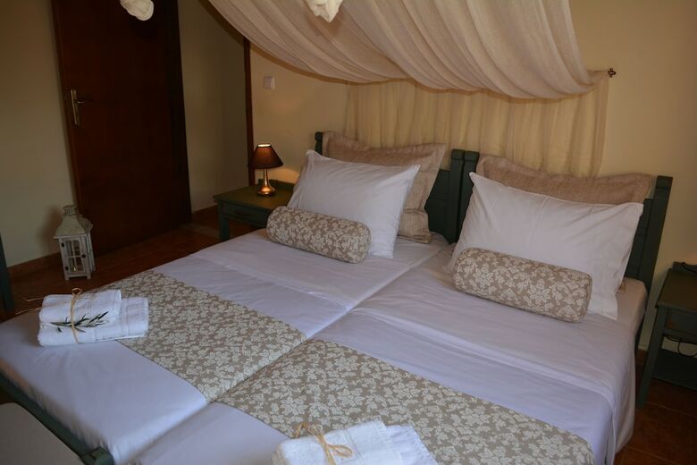 Aparthotel Elianthos Villa