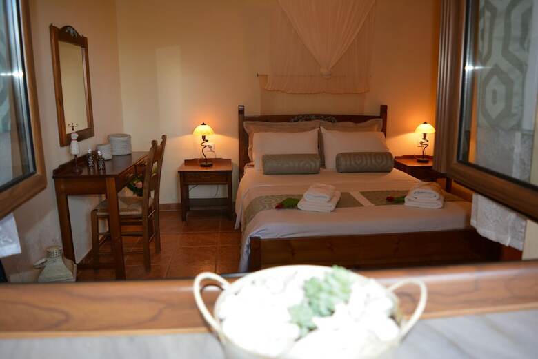 Aparthotel Elianthos Villa