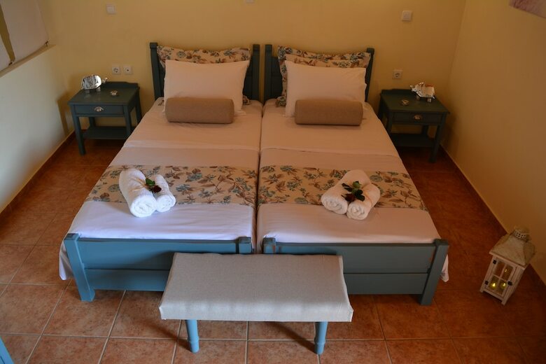Aparthotel Elianthos Villa