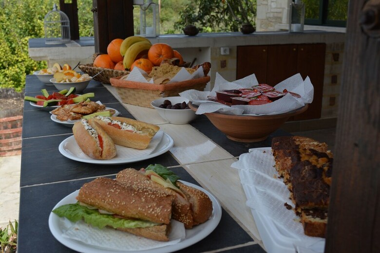 Aparthotel Elianthos Villa