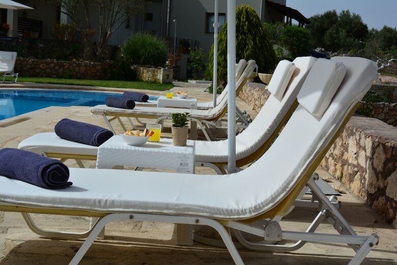 Aparthotel Elianthos Villa