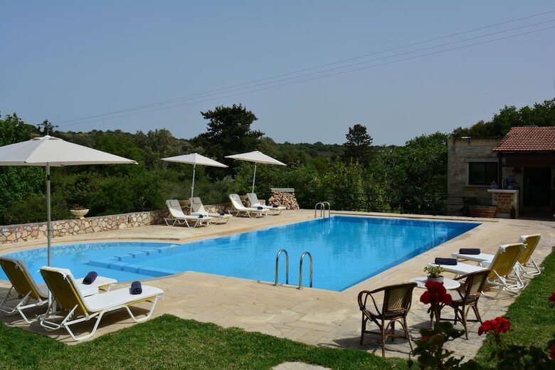 Aparthotel Elianthos Villa
