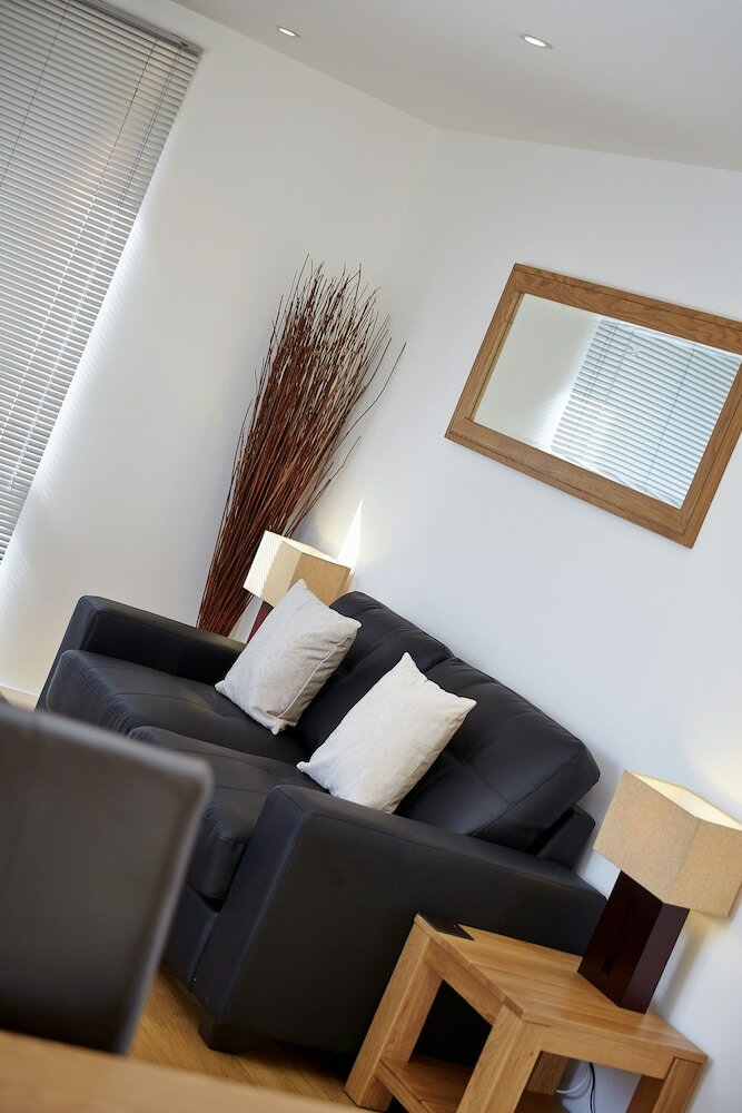Lexington Apartments By Flying Butler