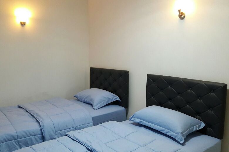 Hotel Sweet Pillow Hostel & Caf�