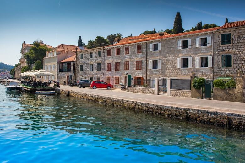 Hotel Bova Luxury Rooms