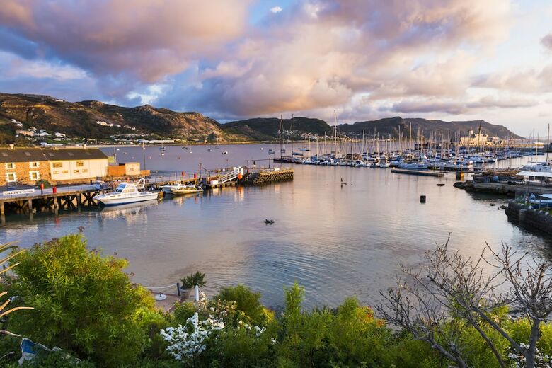 Aha Simon's Town Quayside Hotel