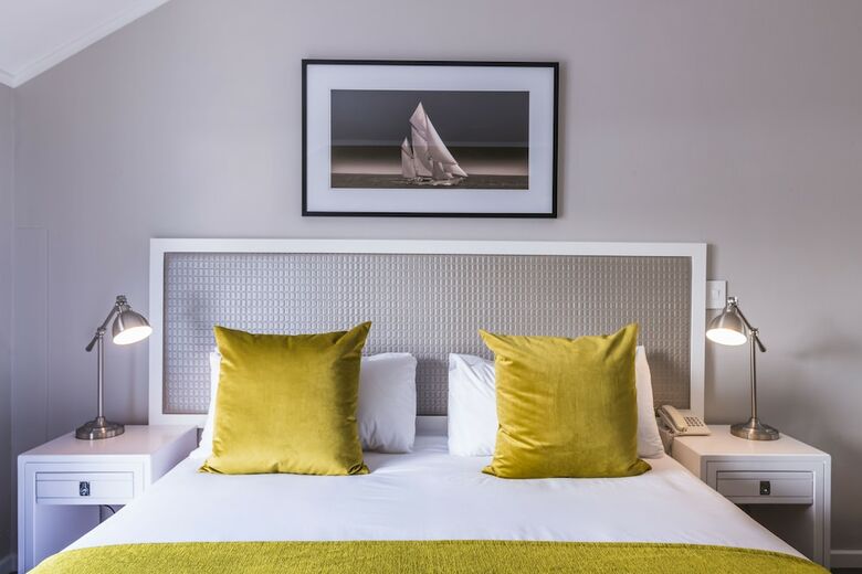 Aha Simon's Town Quayside Hotel