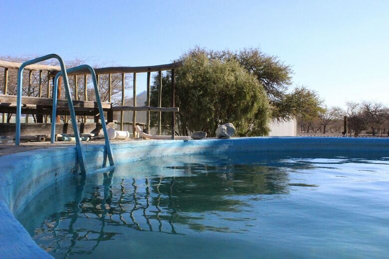 Hotel Neuras Wine & Wildlife Estate