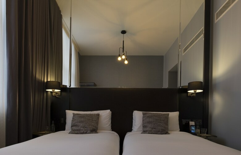 Camden Enterprise Hotel