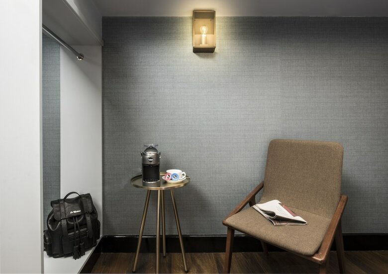 Camden Enterprise Hotel