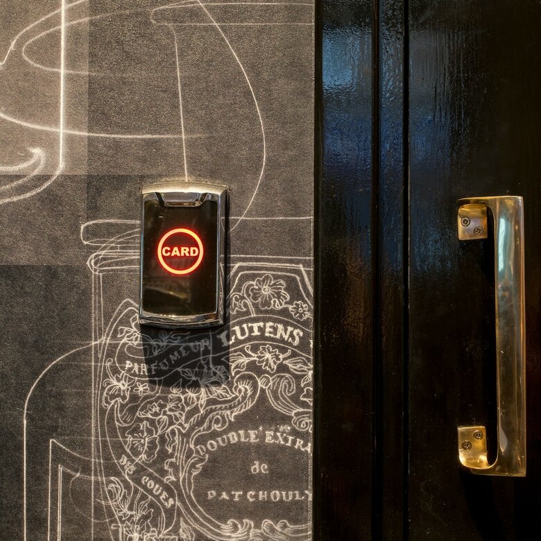 Camden Enterprise Hotel