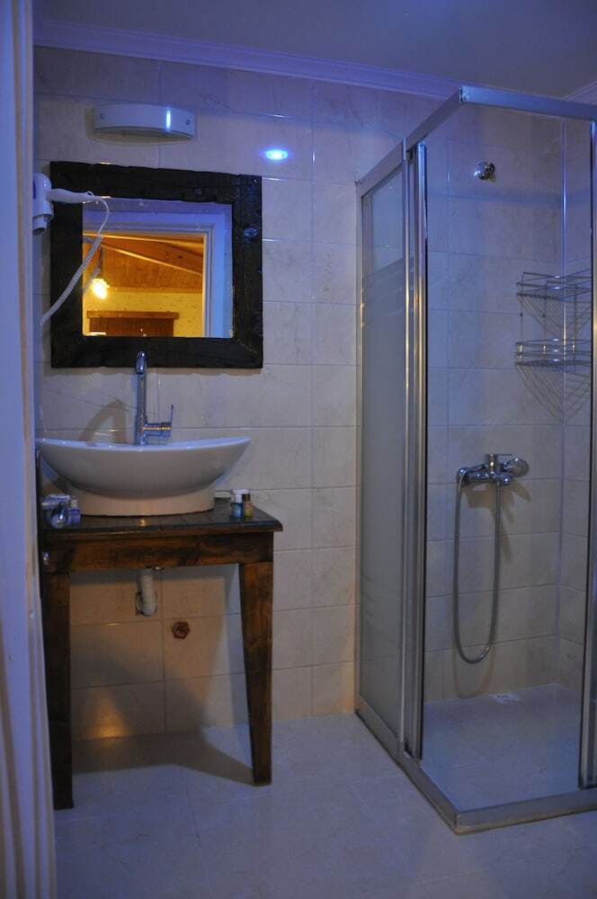 Dream Hotel
