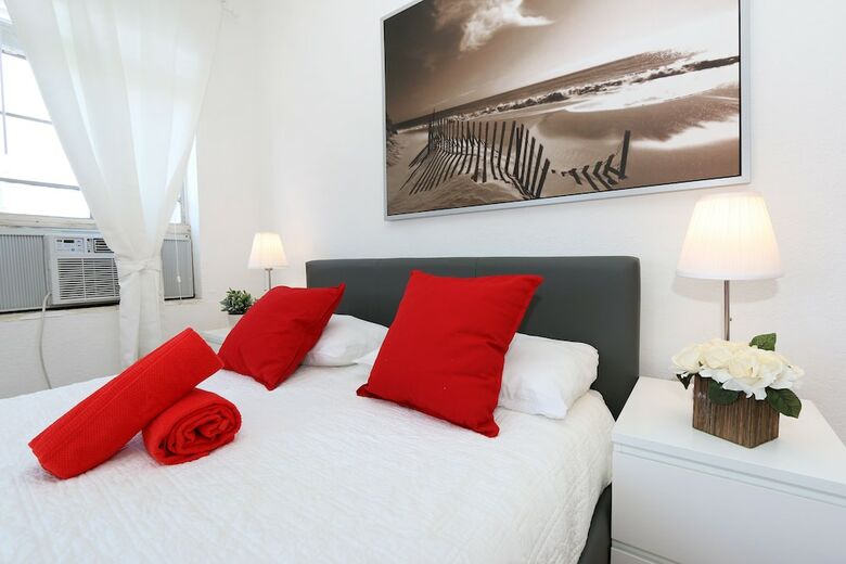 Apartamentos Pellicano Suites Miami Beach