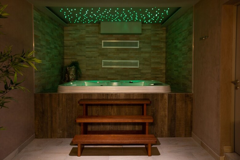 Apartamentos 1834 & Spa