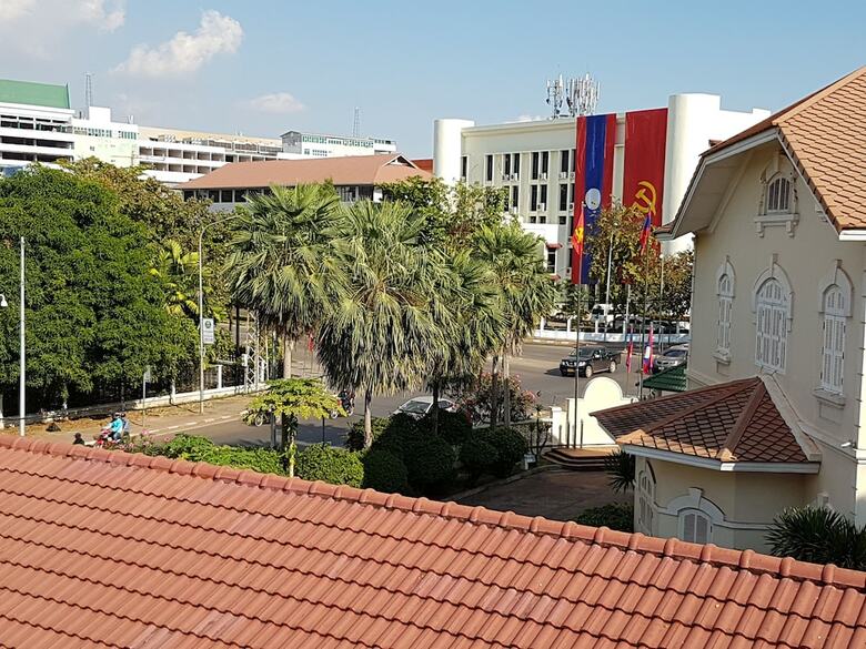 Av Hotel