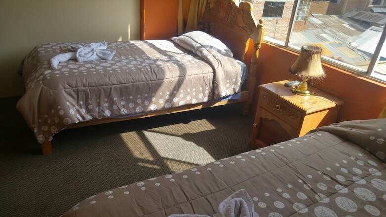 Hostal Ururi Stay