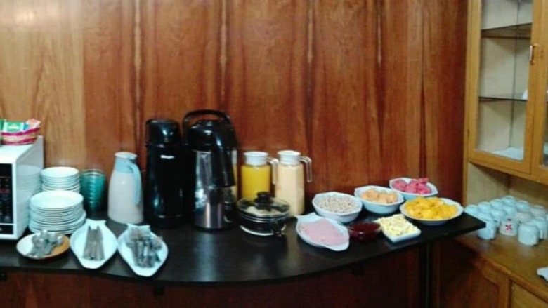 Hostal Ururi Stay