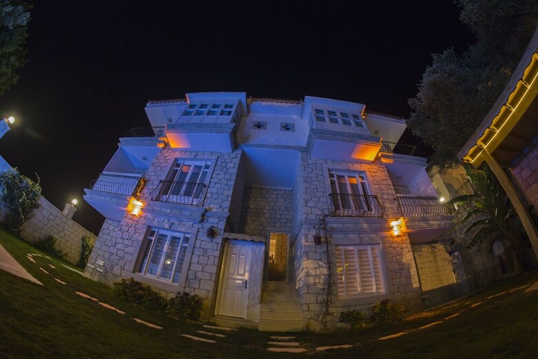 Hotel Derin Konak - Adults Only