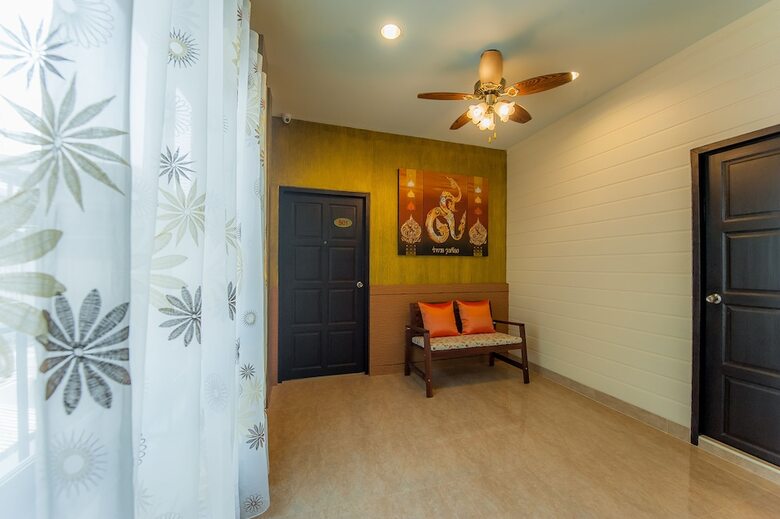 Hostal Full House Khaosan - Hostel
