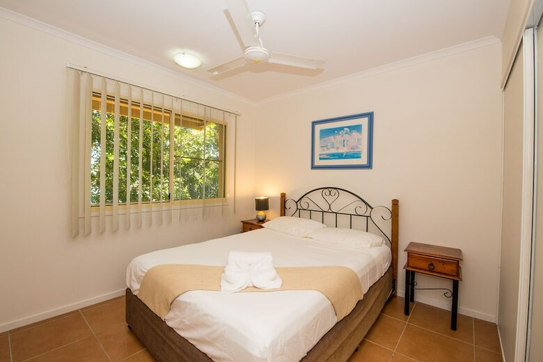 Apartamentos Beach Court