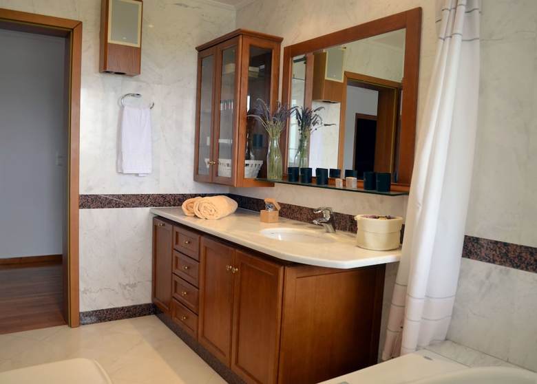 Hotel Olive Mansion Suites
