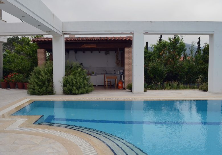 Hotel Olive Mansion Suites
