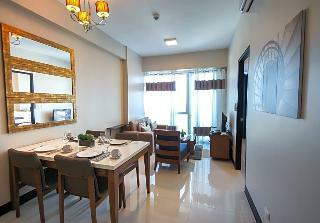 Aparthotel Csuites At 8 Newtown Residences